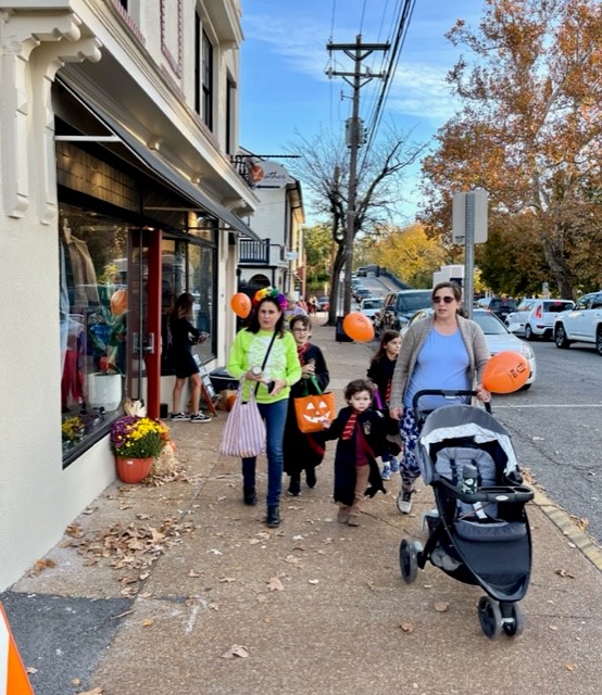 Halloween Walk Downtown Kirkwood